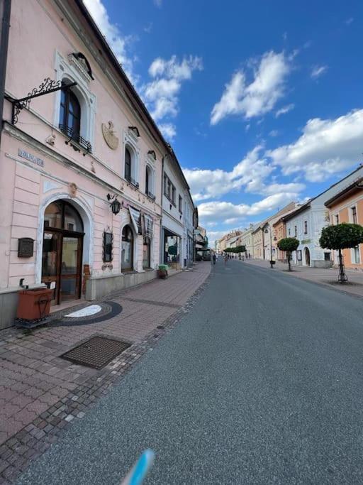 City Center Apartment Банска бистрица Екстериор снимка